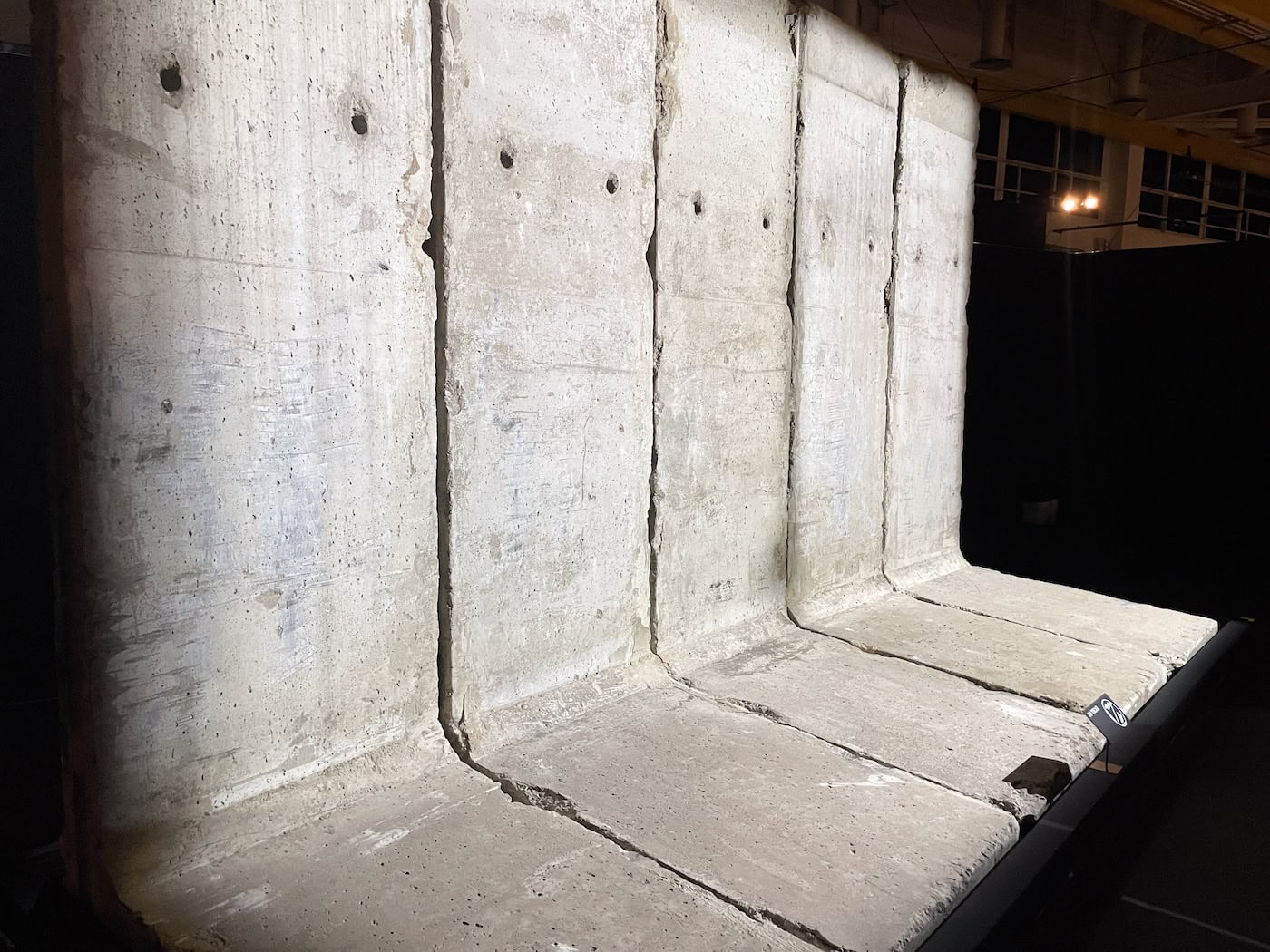 Exhibition in Barcelona: The Berlin Wall: A Divided World